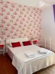 The Rooms of Vilmorais - Red