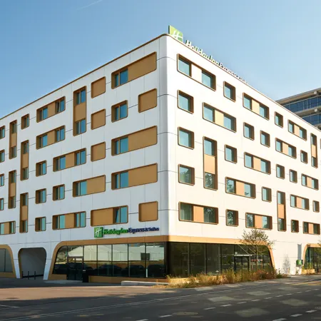 Holiday Inn Express & Suites BASEL - ALLSCHWIL by IHG Отели рядом с достопримечательностью «Музей бумажной фабрики Базеля»