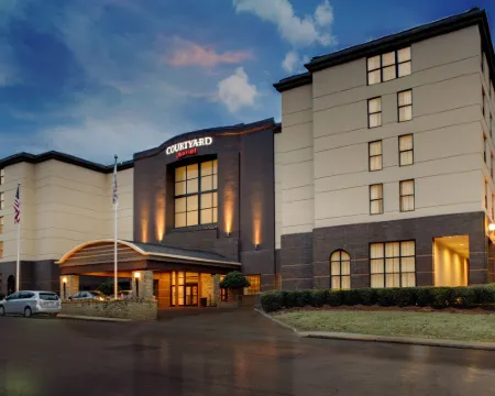 Courtyard Atlanta Decatur Downtown/Emory Hotels in Decatur