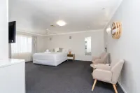The Marco Polo Hotels in South Mackay