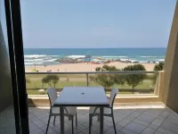 Inyoni Rocks Cabanas No 40