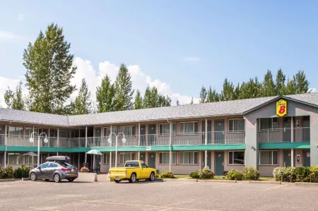 Quesnel Inn