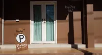 Lay Day Отели в г. 