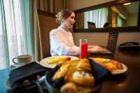O Hotel Pune - Bữa sáng
