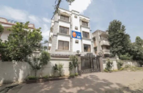 Majestic Annexe - Rooms, Nagpur 鄰近那格浦爾國際機場的酒店