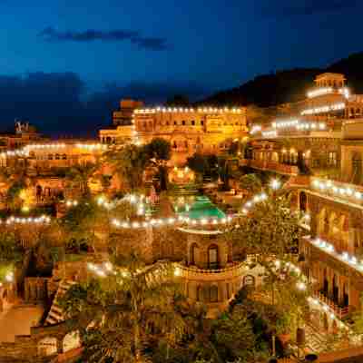 尼梅拉堡-宮殿飯店 Hotel Exterior