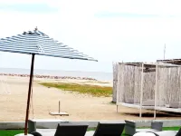 Vela Villa Cha-am - Beach