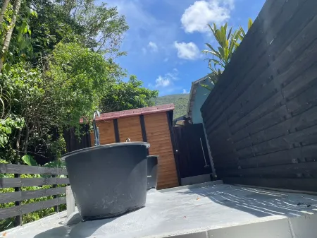 Koniyado Amami Oshima Отели рядом с достопримечательностью «Banyan Tree»