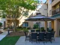 Courtyard Charlotte Matthews Hotels in Matthews