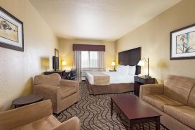Baymont by Wyndham Henderson-Northeast Denver