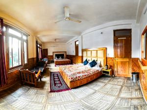 Diya Palace Kasol