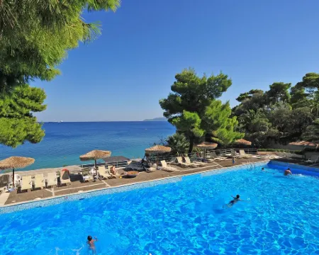 King Saron Hotel Resort Hotels in Loutraki-Agioi Theodoroi