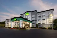 Wingate by Wyndham Charlotte Speedway/Concord - Wifi
