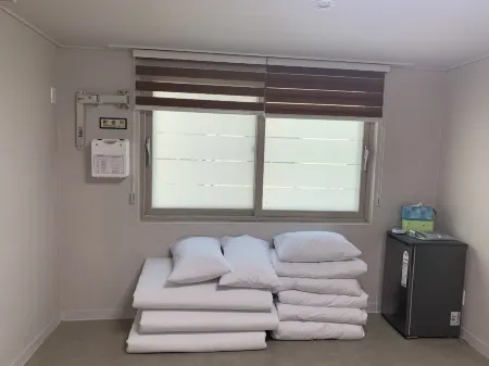 Ulleungdo Some and Some Отели в г. Уллын