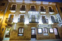 Hotel Arcos Catedral Hotels near Plaza Mayor de Ciudad Rodrigo