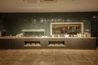 V Center Hotel - breakfast