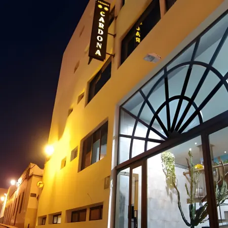 Hostal Residencia Cardona