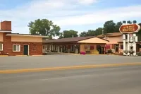 Alamo Motel Hotels in Sheridan