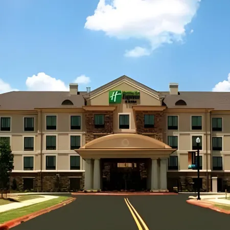 Holiday Inn Express & Suites POTEAU by IHG