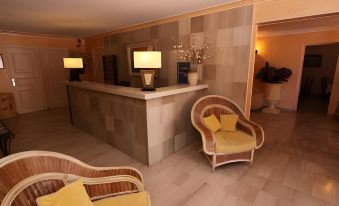 Hôtel & Résidence le Subrini