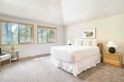 Tanner by Avantstay Modern Cascades Escape