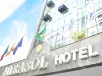 Mirasol Copacabana Hotel Hotels near Leme Beach