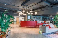 巴黎華西戴高樂機場城市公寓飯店 - 酒吧
