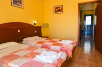 Chrysoula Hotel - Holiday Apartments