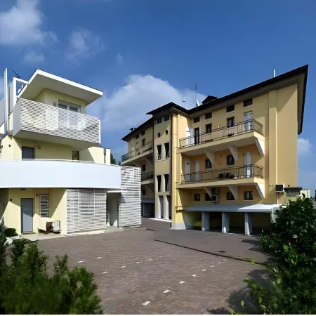 Palazzo Brando - Living Apartments