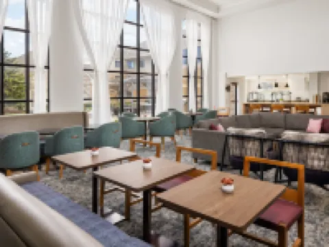 Staybridge Suites MPLS-MAPLE GROVE/ARBOR LAKES by IHG Hotels in Maple Grove
