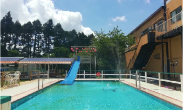 Hotel Swan Lake Nagara - Housity