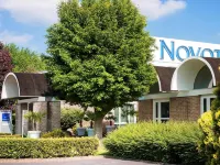 Novotel Valenciennes فنادق في Rouvignies