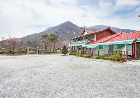 Yeongwol Donggang 1Night 2Days Pension