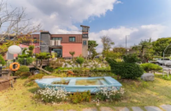 Gumi Riverside House Pension