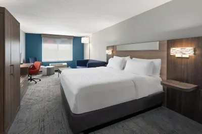 Holiday Inn Express & Suites Dubois Hotels in DuBois