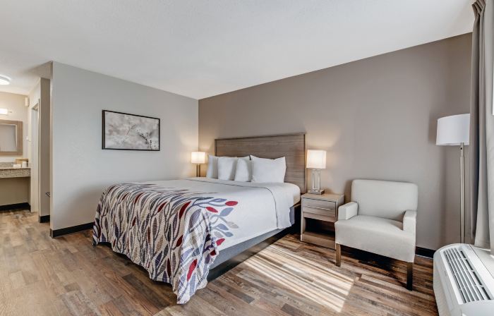 Red Roof Inn & Suites Wilkesboro
