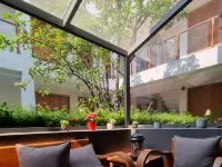Vali Villa Bangkok - 2 estrellas