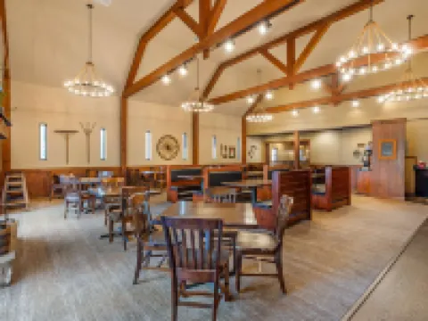 Best Western Plus Intercourse Village Inn  Suites Hotels in Intercourse