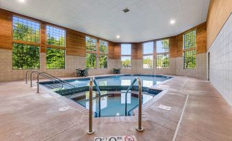 Comfort Inn & Suites Weston - Wausau - Housity