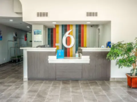 Studio 6 Claremore, OK Hotels in Rogers County