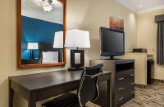 Best Western Dinosaur Valley Inn  Suites