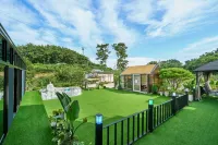 Daebudo Dan PoolVilla