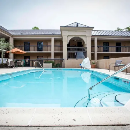 Clarion Inn & Suites Aiken South