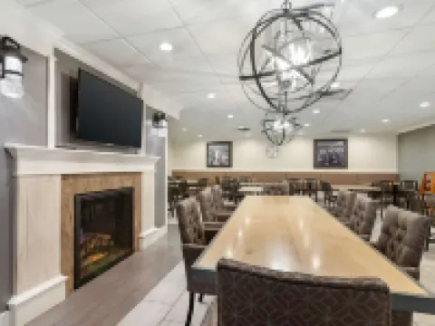 Best Western Plus Plattsburgh Hotels in Plattsburgh