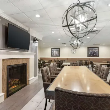 Best Western Plus Plattsburgh