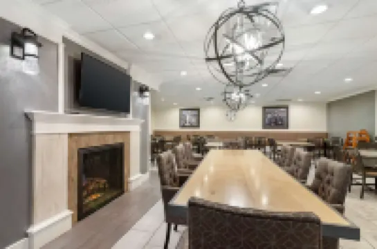 ベストウェスタン プラス プラッツバーグ