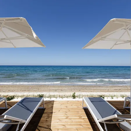 North Coast Seaside Suites