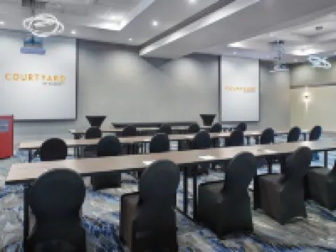 コートヤード バイ マリオット ワーナー ロビンズ ワーナーロビンズのホテル