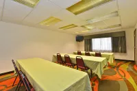 Ramada by Wyndham Platte City KCI Airport