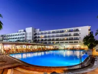 Hotel Vibra Mare Nostrum Hotels near Marina Botafoch